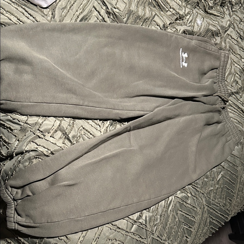 Under Armour sweats